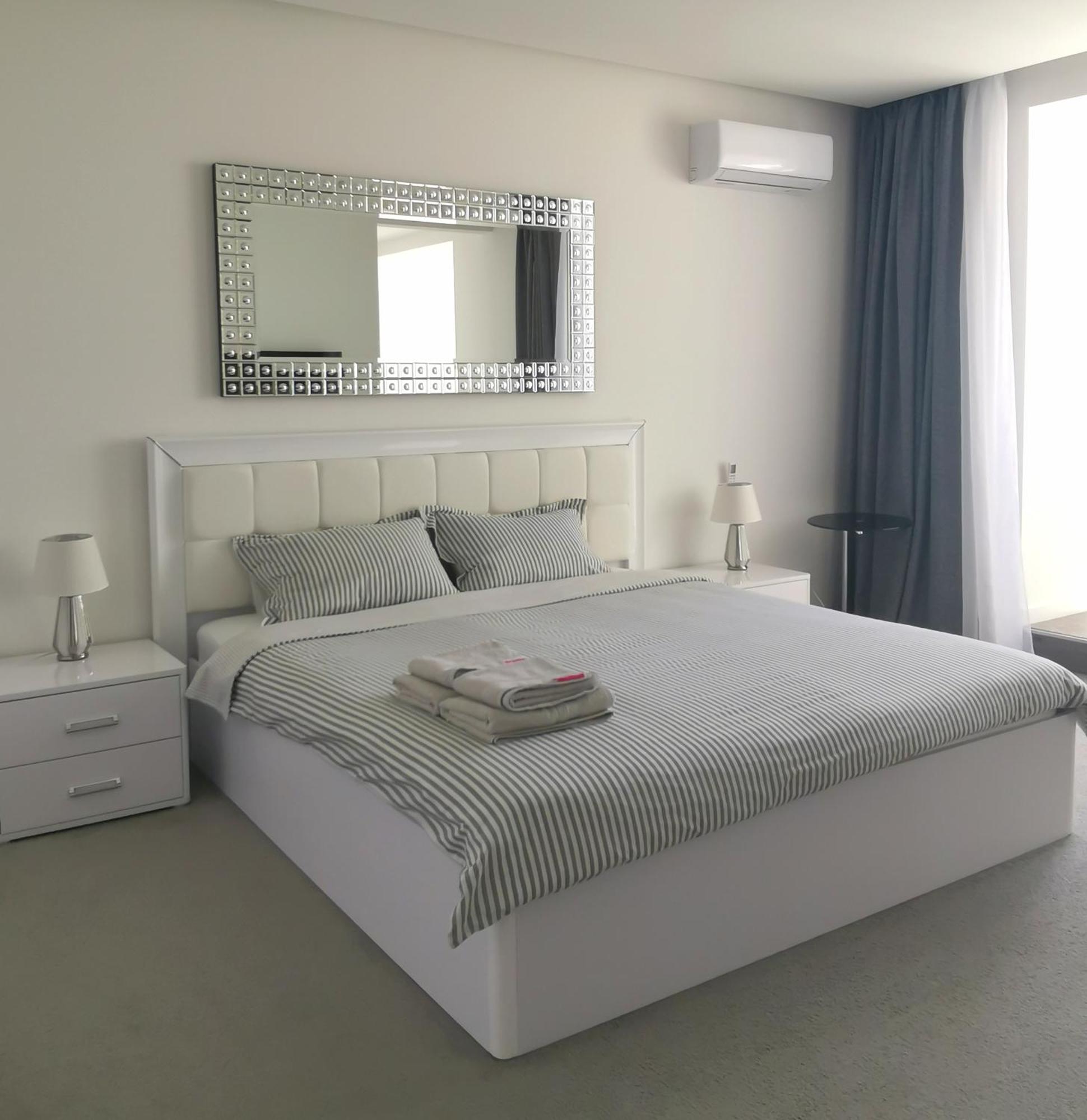 Stylish Riverside Apartments In Riviera Complex Nikolayev Exterior foto